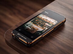 The PixelMob smart portable storage solution will enter crowdfunding later this year.