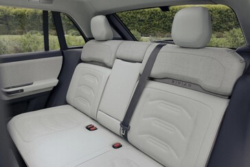 Rivian R3 interior come with 3-seat rear