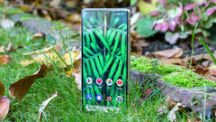 The Google Pixel 7 has never been cheaper as the 128GB base model is now on sale for $359 (Image: Daniel Schmidt)