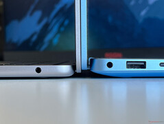 MacBook Air 13 M3 (left) vs. Surface Laptop 13 (right)