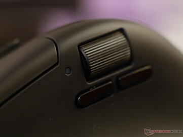 Keychron M6 8K side scroll wheel, indicator light, and side buttons. 