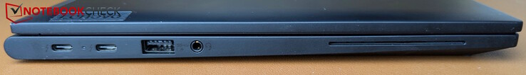 Left: 2x USB-C (Thunderbolt 4, USB 4, 40 Gbit/s, PD 3.0, DisplayPort 2.1), USB-A (5 Gbit/s), 3.5 mm audio jack, SmartCard reader