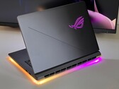 We have reviewed the 2025 Asus ROG Strix G16 (Image source: Notebookcheck)