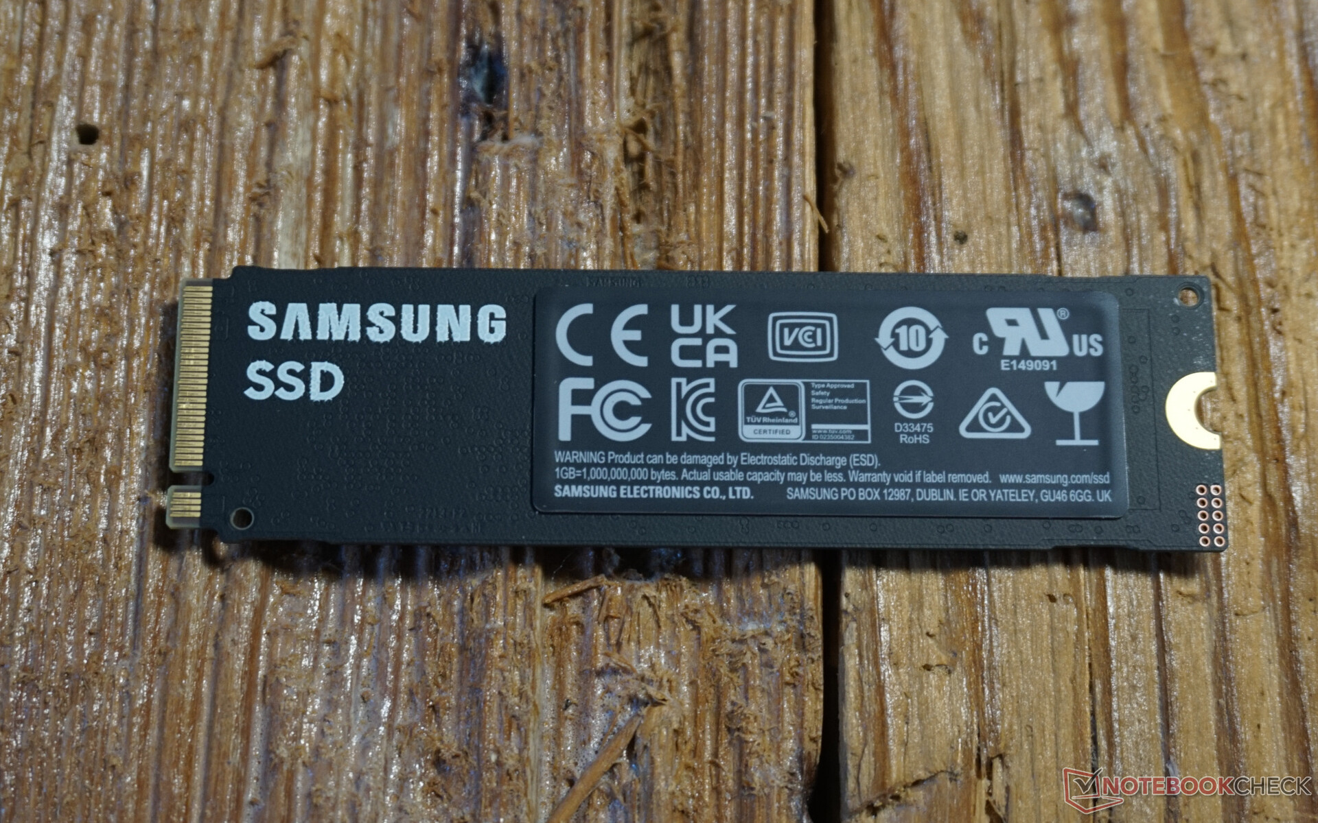 Samsung 990 Pro - 2 To (SSD interne, NVMe, M.2, MZ-V9P2T0BW