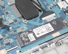 The SSD and CPU have limited cooling likely due to the very low target weight of the Dynabook laptop (Image source: Notebookcheck)