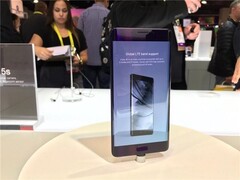 The Mi Note 2 supports 22 LTE-bands in its international version and now comes in three new colors.