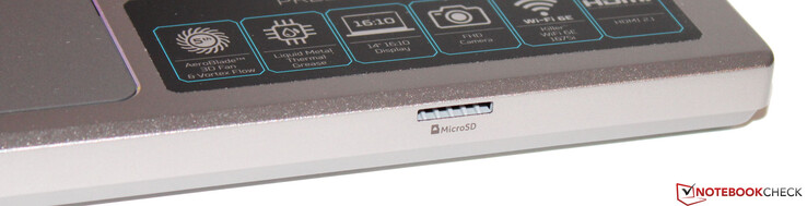 The memory card reader can be found on the front of the device (MicroSD).