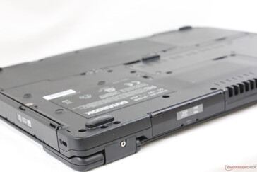 Only a Philips screwdriver is required to access most of the components inside