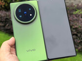 The Vivo X Fold5 in one of its three launch colours. (Image source: via Shido Tatushiko)