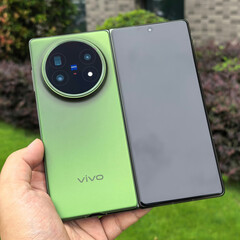 The Vivo X Fold5 in one of its three launch colours. (Image source: via Shido Tatushiko)