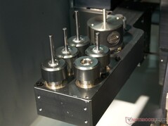 The tools can be switched automatically