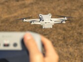 Once again, important specifications of the DJI Mini 5 Pro mini drone with 1-inch sensor have been confirmed by a photo of the packaging. (Image source: Bastian Riccardi, edited)