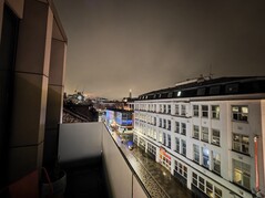 Ultra wide angle