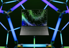 The GeForce RTX 4090 can consume up to 175 W in the Razer Blade 16. (Image source: Razer)