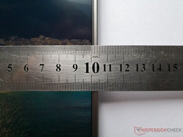 Narrow bezel edges for a very compact form factor