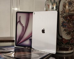 The Apple iPad Air M3 ticks all the boxes for a memorable Father's Day gift, thanks to Amazon's ongoing sale. (Image source: Florian Schmitt)