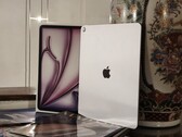 The Apple iPad Air M3 ticks all the boxes for a memorable Father's Day gift, thanks to Amazon's ongoing sale. (Image source: Florian Schmitt)