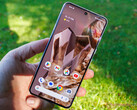 The Pixel 8 Pro suffers from heavy PWM display flickering out of the box. (Image source: Notebookcheck)
