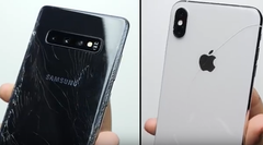The Samsung Galaxy S10+ vs. the Apple iPhone XS Max. (Source: YouTube/PhoneBuff) The Samsung Galaxy S10+ vs. the Apple iPhone XS Max. (Source: YouTube/PhoneBuff)