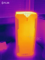 Heat map of the front of the device under sustained load