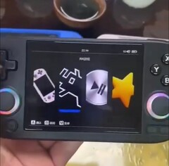 It seems that Anbernic is planning to release another 4-inch gaming handheld soon. (Image source: BiliBili)