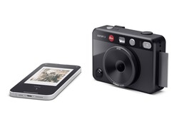 The Sofort 2 can print any image from the FOTOS app (Image Source: Leica)