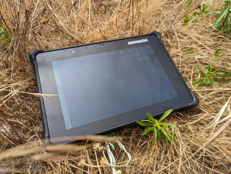 Durabook R8 Tablet