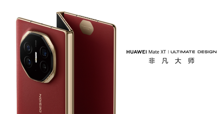 The Huawei Mate XT has a premium look, with gold borders adorning the edges of the tri-foldable device. (Image source: Huawei)