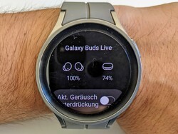 The Galaxy Watch5 Pro works smoothly with Bluetooth headphones