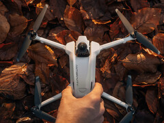 The Antigravity A1 also features retractable landing gear to prevent its bottom camera lens from scratching. (Image source: Antigravity)