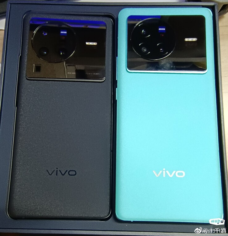 The X80 Pro (left) and X80 are allegedly snapp