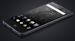 The next all-touchscreen smartphone from BlackBerry has surfaced. (Source: Evan Blass)