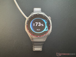 Huawei Watch GT 5 Pro charging