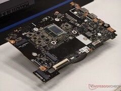 Asus ExpertBook P5: Lunar Lake board