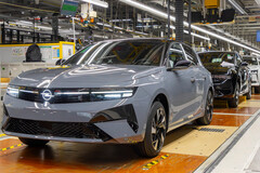 The next generation of the Opel Astra will continue to roll off the production line at the headquarters in Rüsselsheim, while the brand becomes increasingly dependent on Chinese technology for the development of new EVs.