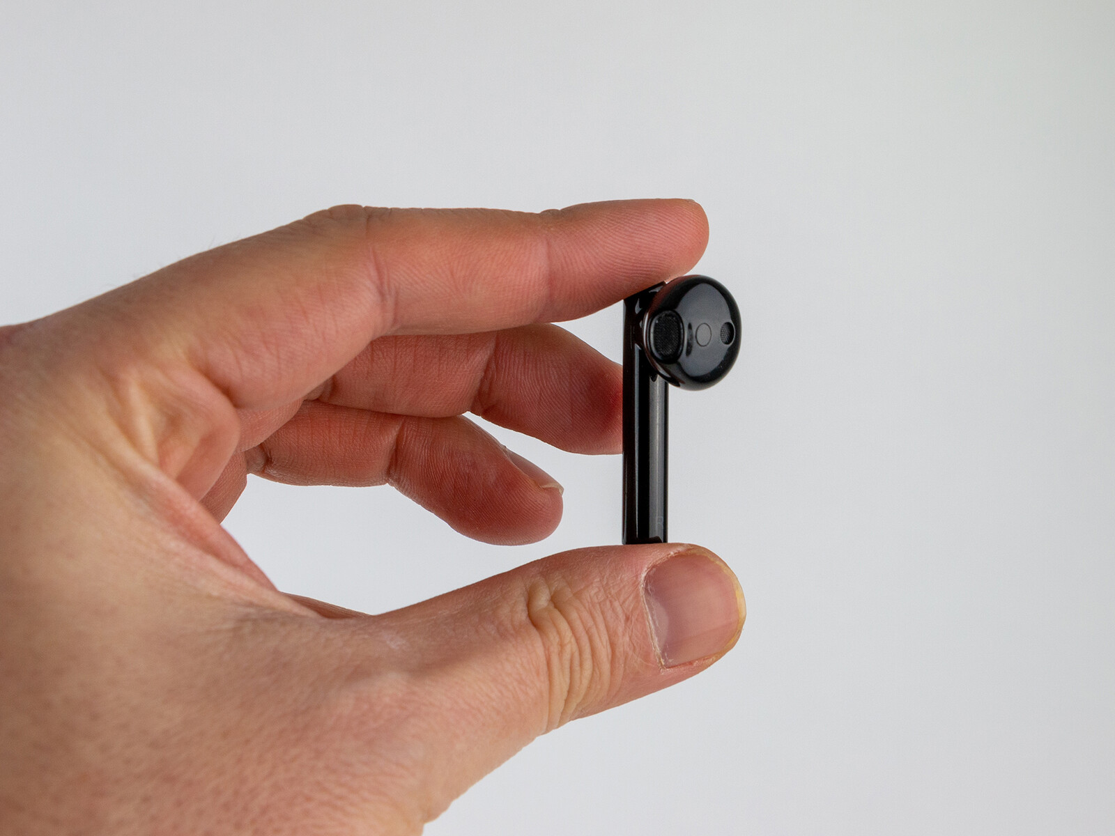 Freebuds 3 vs on sale galaxy buds plus