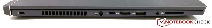 Left side: Security slot, power, USB-C w/ TB3 (USB 3.1 Gen.2, DP 1.4, 40 Gbps), HDMI 2.0b, USB-A (3.1 Gen.2), 3.5 mm stereo, SD reader