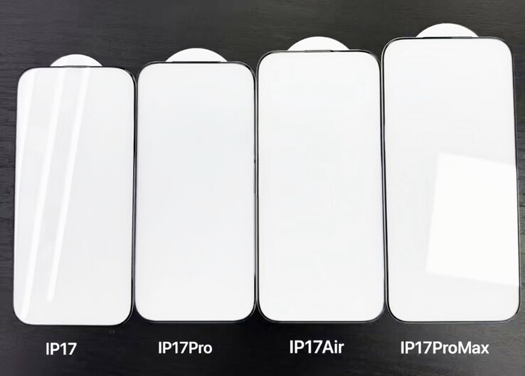 The 6.9-inch iPhone 17 Pro Max is noticeably bigger than the iPhone 17 Air (Image source: @MajinBuOfficial)