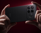 Redmi K90 Pro Max will feature a 5x telephoto sensor. Pictured: a promo picture of the phone. (Image source: Xiaomi)