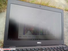 Dell Latitude 5280 (7200U, HD) Laptop Review - NotebookCheck.net 