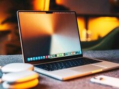 The MacBook Pro M6 might get a punch hole instead of a notch (Image source: Jaime Marrero)