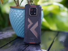 Asus Zenfone Max Pro M1 ZB602KL - Notebookcheck.net External