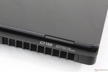 Extended rear design is smaller and not as aggressive as on the latest Legion Pro 7i 16 G10