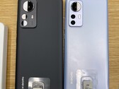 The Xiaomi 12 Pro and Xiaomi 12. (Source: Shaorong Technology on Weibo)