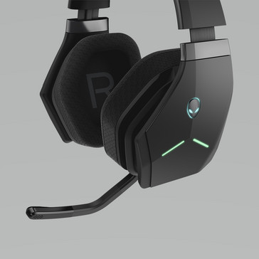 Alienware Wireless Headset AW988. (Source: Dell/Alienware)