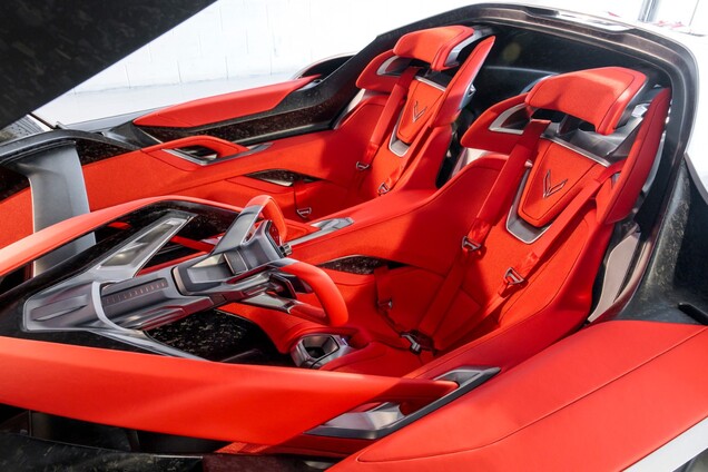 The cockpit of the CX is finished in Inferno Red ballistic textile (Image source: GM)