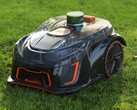 The KOWOLL Kolmower M28E robot mower is suitable for lawns up to 4,000 m² (~43,056 ft²) in size. (Image source: KOWOLL)