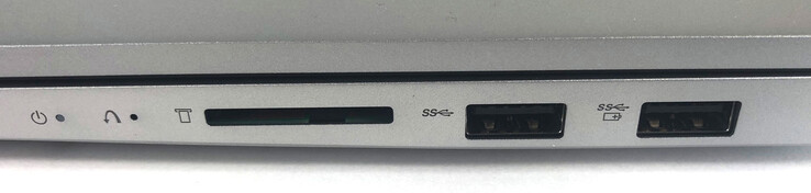 Right: 2 x USB 3.2 Type-A, 1 x 4-in-1 card reader (MMC, SDHC, SDXC, SD)