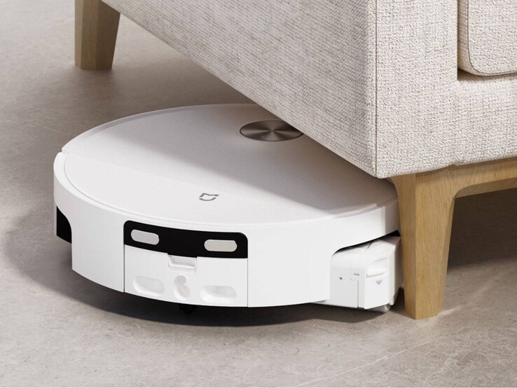 The Xiaomi Mi Home Robot Vacuum and Mop 6
