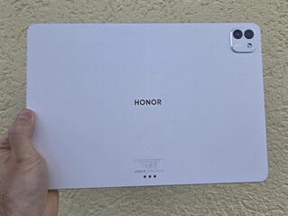 Honor MagicPad 3 review. (Image source: Marcus Herbrich)